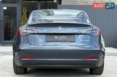 Седан Tesla Model 3 2021 в Києві