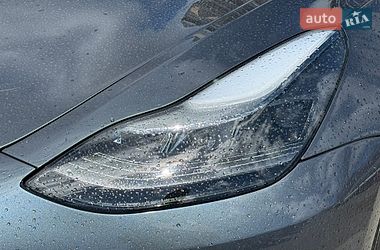 Седан Tesla Model 3 2021 в Києві