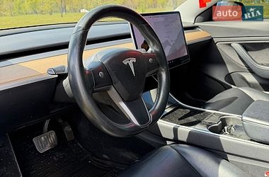 Седан Tesla Model 3 2018 в Каменском