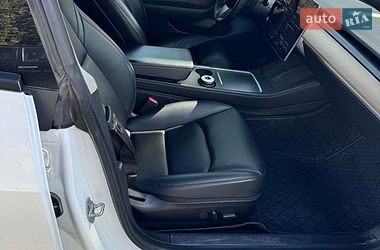 Седан Tesla Model 3 2021 в Львове