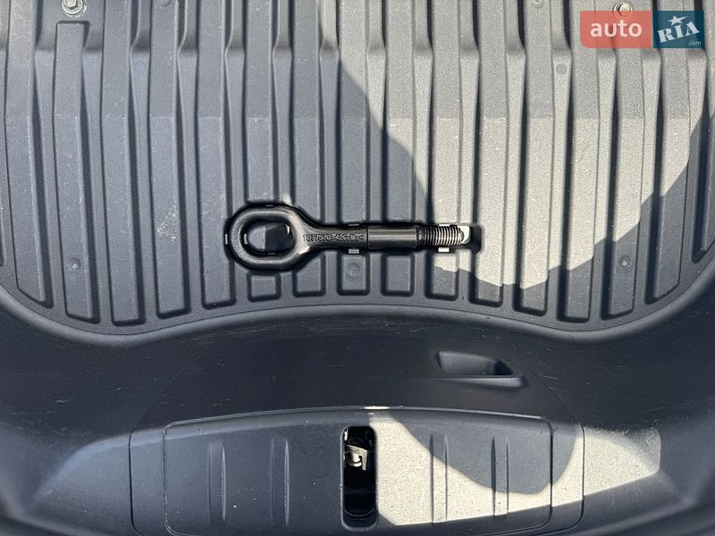 Седан Tesla Model 3 2021 в Львове фото 7 Седан Tesla Model 3 2021 в Львове