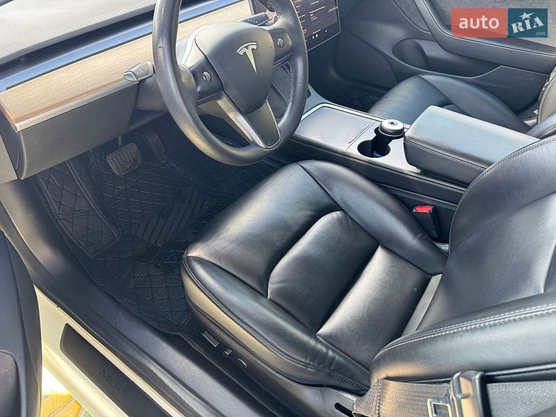 Седан Tesla Model 3 2021 в Львове фото 14 Седан Tesla Model 3 2021 в Львове