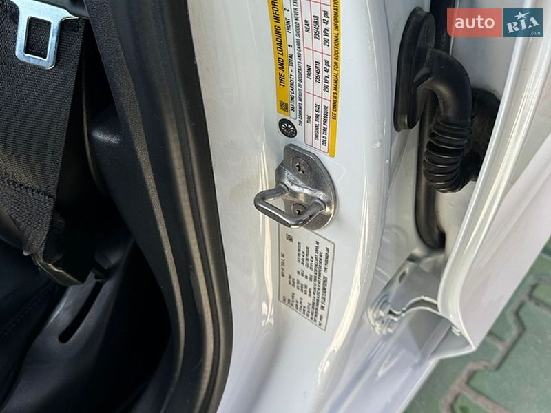 Седан Tesla Model 3 2021 в Львове фото 15 Седан Tesla Model 3 2021 в Львове