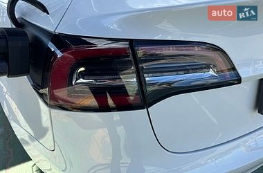 Седан Tesla Model 3 2021 в Львове фото 23 Седан Tesla Model 3 2021 в Львове