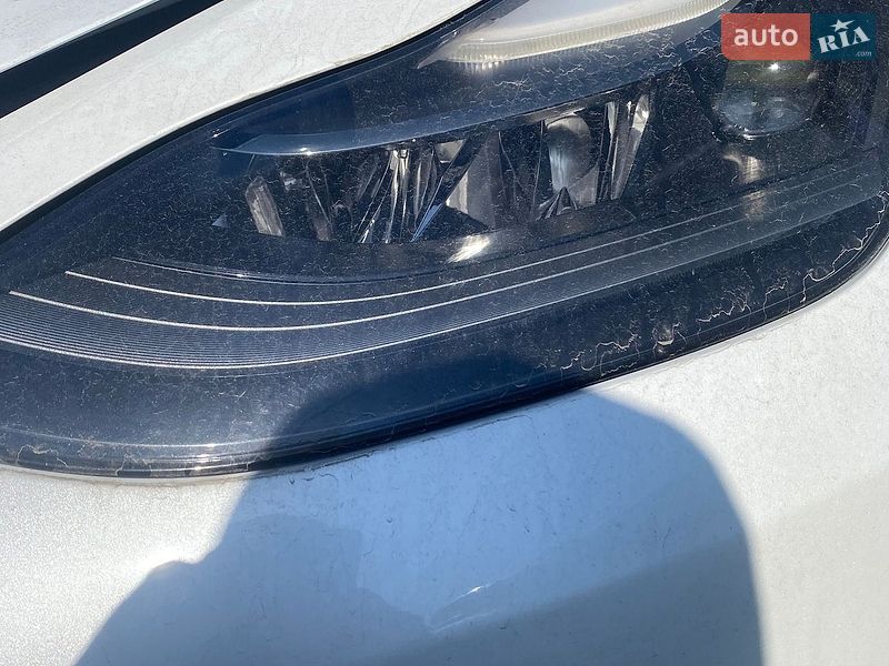 Седан Tesla Model 3 2021 в Луцке