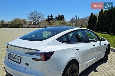 Седан Tesla Model 3 2025 в Одессе