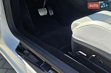 Седан Tesla Model 3 2025 в Одессе