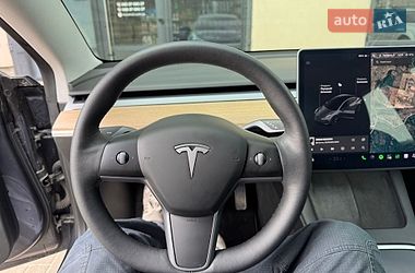 Седан Tesla Model 3 2021 в Ірпені