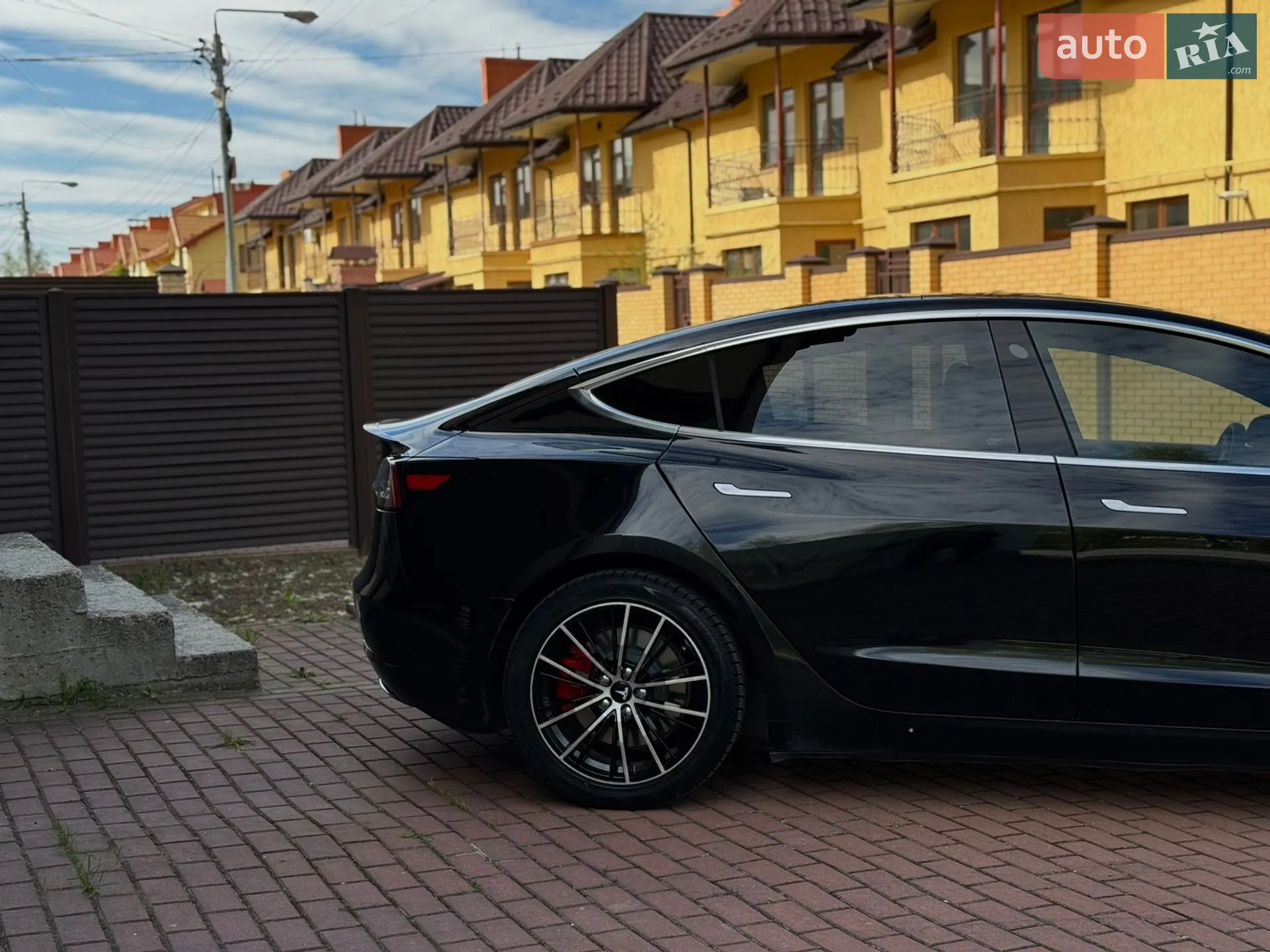 2019 Tesla Model 3 - мініатюра 10