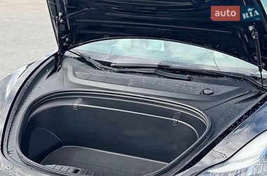 Седан Tesla Model 3 2019 в Днепре