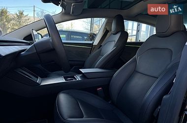 Седан Tesla Model 3 2024 в Ивано-Франковске