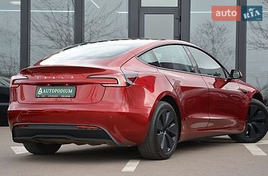 Седан Tesla Model 3 2024 в Киеве