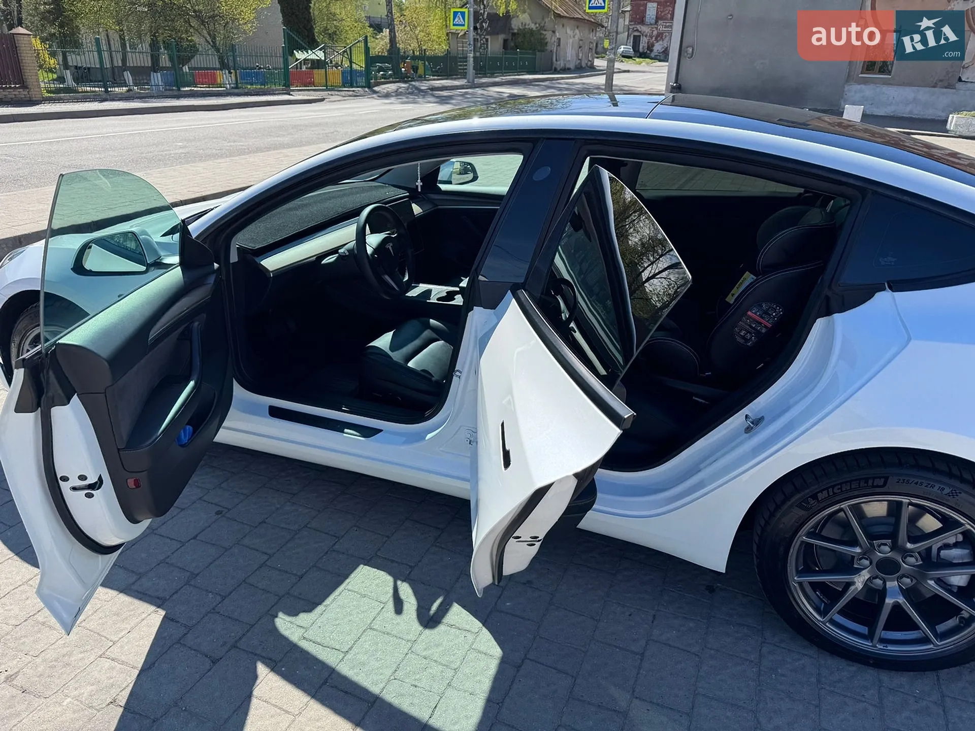 2022 Tesla Model 3 - мініатюра 3