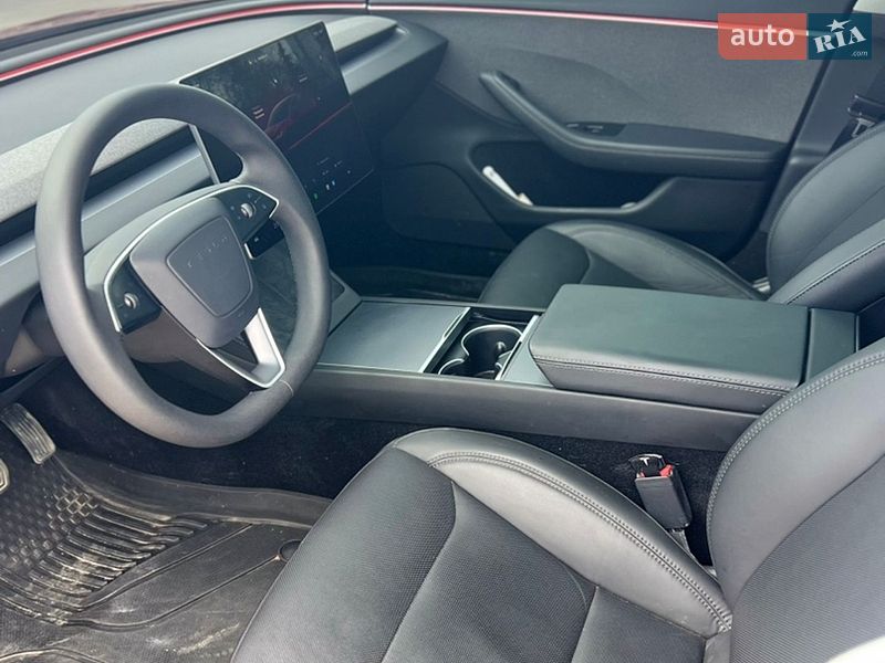 Седан Tesla Model 3 2024 в Харькове