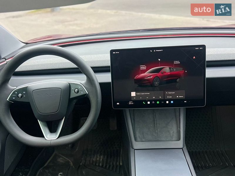 Седан Tesla Model 3 2024 в Харькове