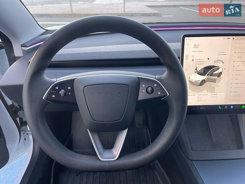 Седан Tesla Model 3 2024 в Киеве