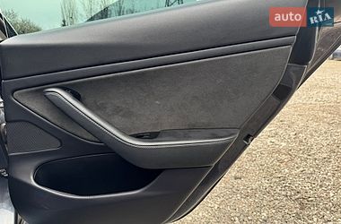 Седан Tesla Model 3 2019 в Харкові