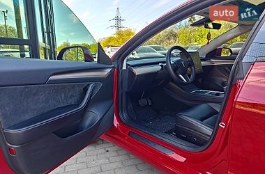 Седан Tesla Model 3 2022 в Львове
