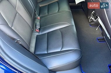 Седан Tesla Model 3 2019 в Киеве