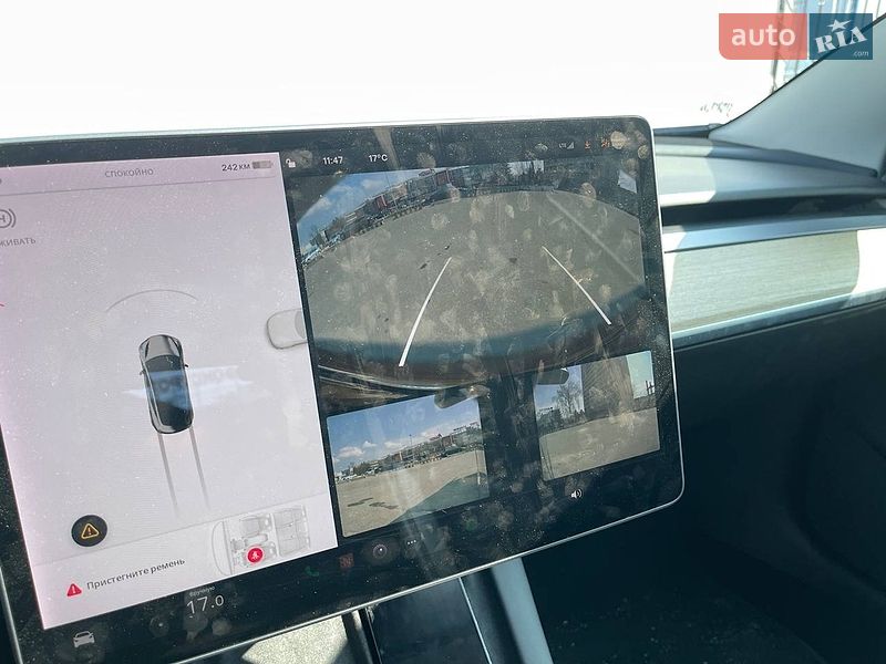 Седан Tesla Model 3 2021 в Киеве