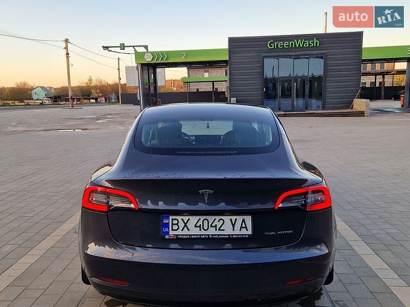 Седан Tesla Model 3 2019 в Каменец-Подольском