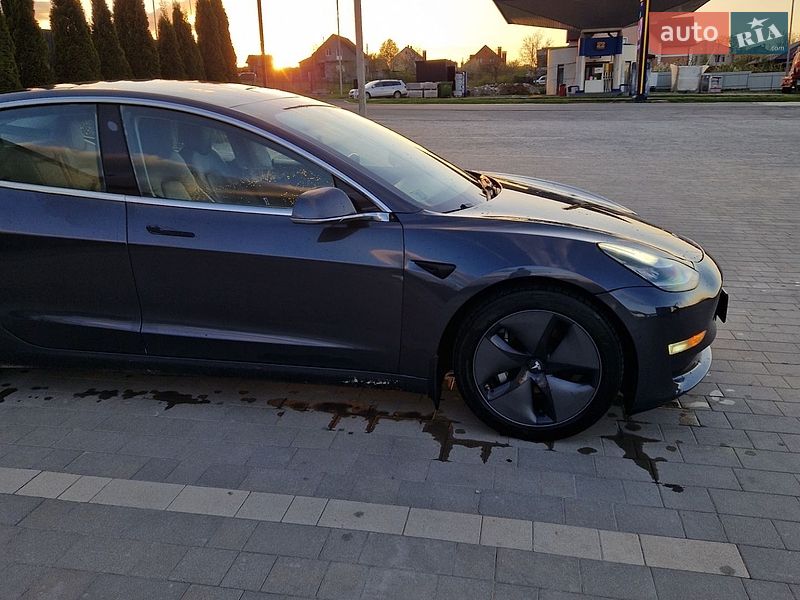 Седан Tesla Model 3 2019 в Каменец-Подольском