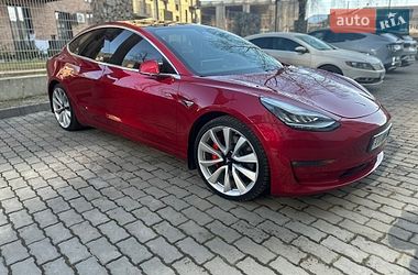 Седан Tesla Model 3 2018 в Ивано-Франковске