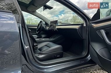 Седан Tesla Model 3 2021 в Ивано-Франковске