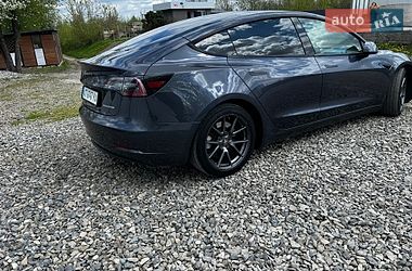 Седан Tesla Model 3 2021 в Ивано-Франковске