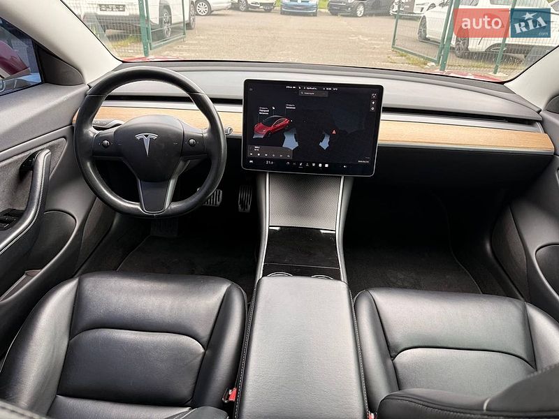 Седан Tesla Model 3 2018 в Одессе