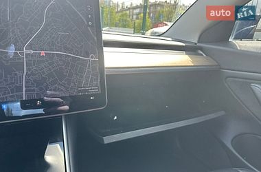 Седан Tesla Model 3 2020 в Киеве
