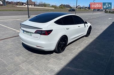 Седан Tesla Model 3 2023 в Луцке