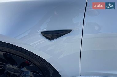 Седан Tesla Model 3 2023 в Луцке