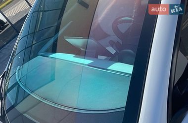 Седан Tesla Model 3 2023 в Луцке