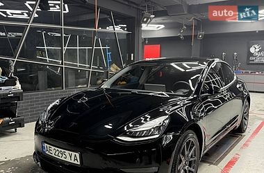 Седан Tesla Model 3 2019 в Днепре