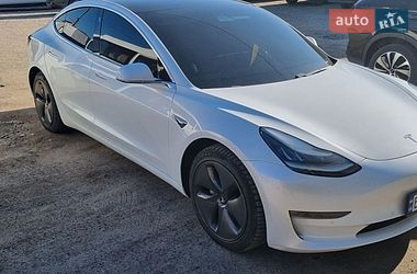 Седан Tesla Model 3 2019 в Хмельницькому