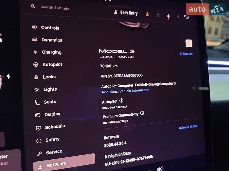 Седан Tesla Model 3 2021 в Львове
