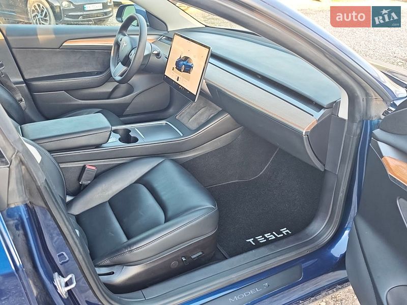 Седан Tesla Model 3 2023 в Каменец-Подольском