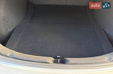 Седан Tesla Model 3 2025 в Киеве