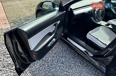 Седан Tesla Model 3 2020 в Харкові