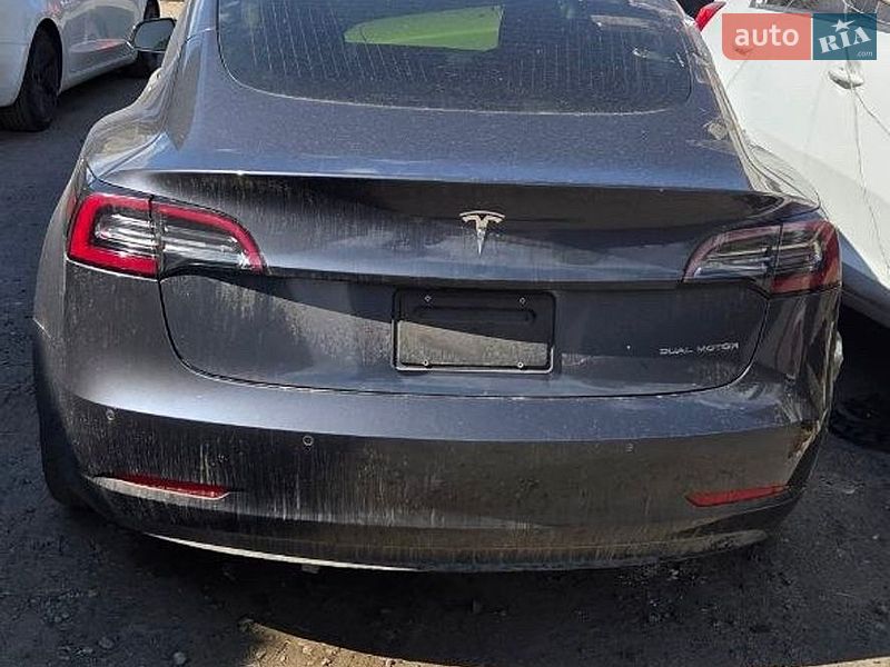 Седан Tesla Model 3 2018 в Киеве фото 22 Седан Tesla Model 3 2018 в Киеве