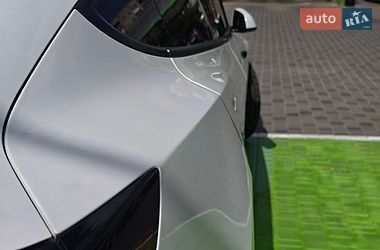 Седан Tesla Model 3 2022 в Києві