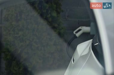 Седан Tesla Model 3 2022 в Києві