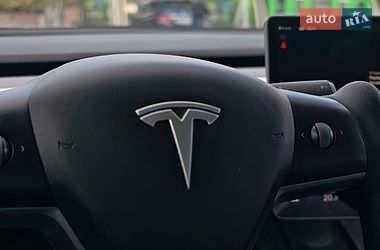 Седан Tesla Model 3 2022 в Києві
