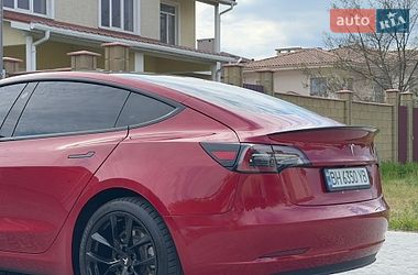 Седан Tesla Model 3 2018 в Одесі