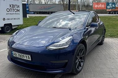 Седан Tesla Model 3 2018 в Виннице