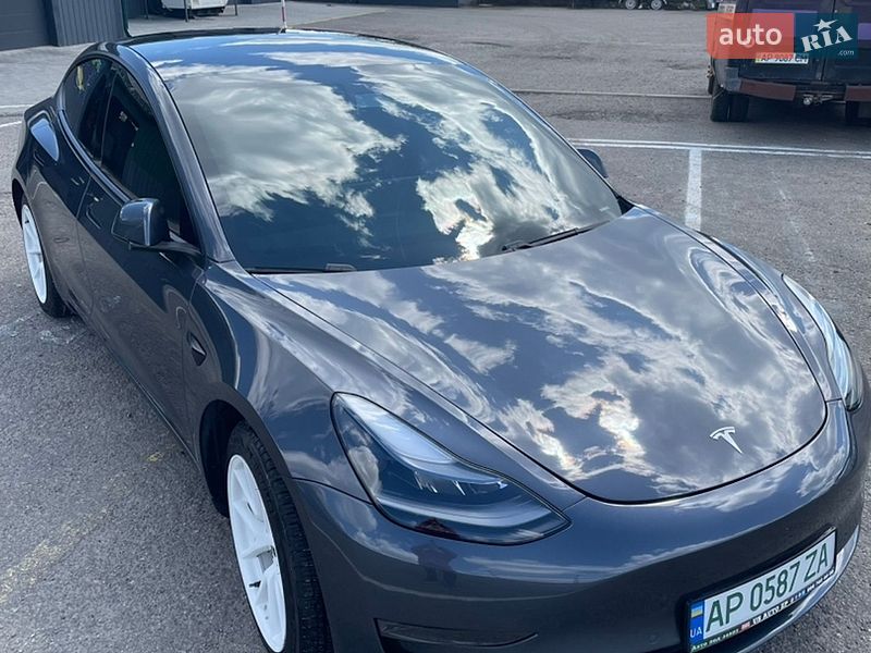 Седан Tesla Model 3 2021 в Запорожье
