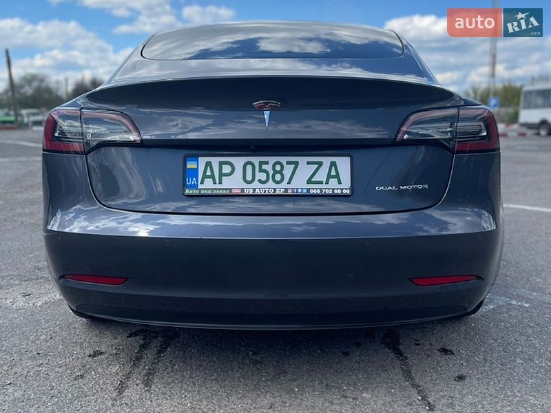 Седан Tesla Model 3 2021 в Запорожье