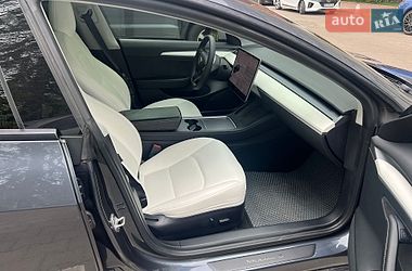 Седан Tesla Model 3 2021 в Рівному