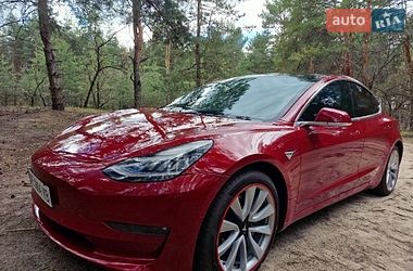 Седан Tesla Model 3 2018 в Днепре